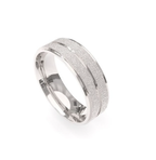 Aliança Diamantada Com Friso 7mm em Prata 925