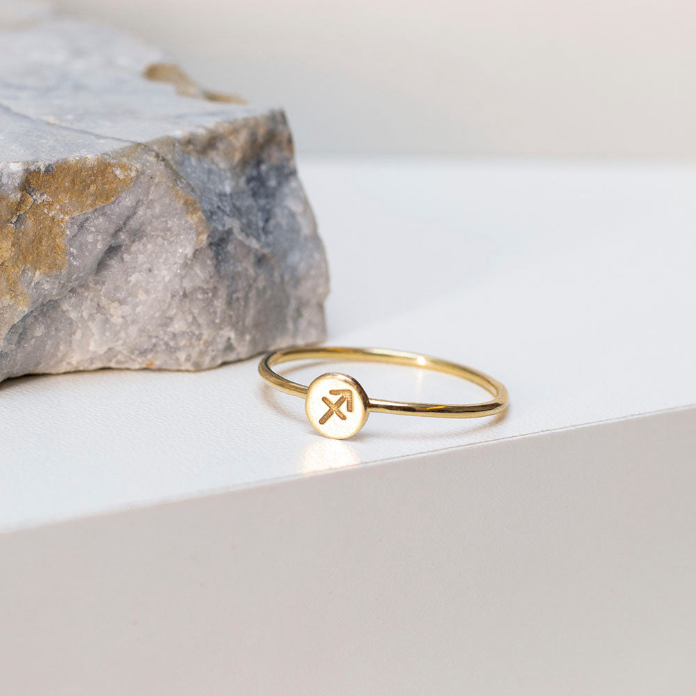 Anel Signo - Sagitário em ouro 18k