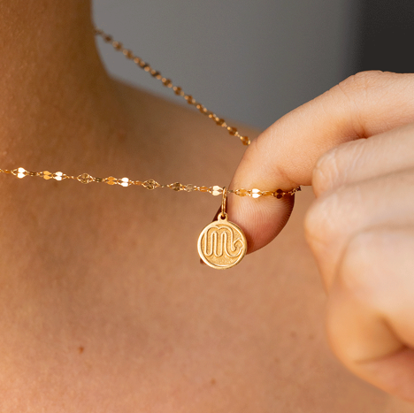 Pingente Signo - Escorpião em ouro 18k